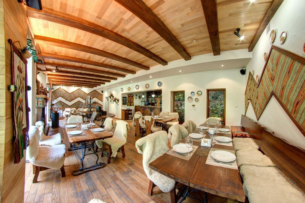Lavanda Country Club Tatariv Buitenkant foto