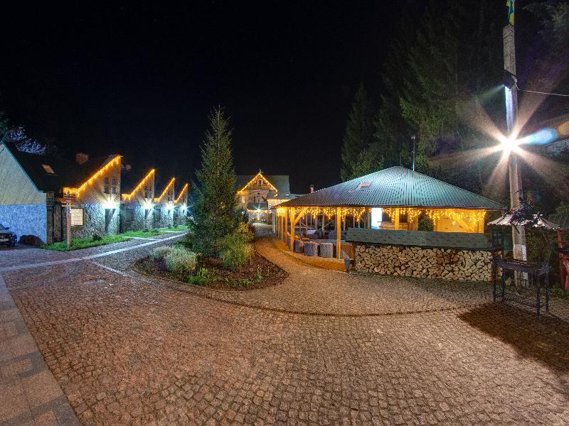 Lavanda Country Club Tatariv Buitenkant foto